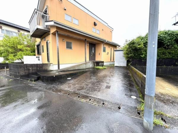 宮崎市宮の元町・中古戸建の駐車場