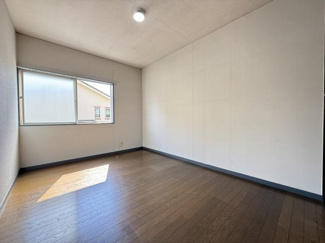 【洋室】 | 2階洋室6.5帖