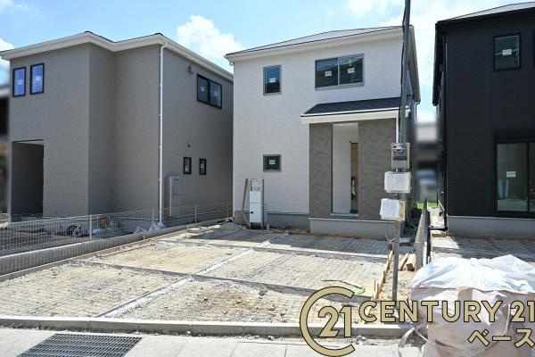 リナージュ上中 ２号棟 ／新築一戸建