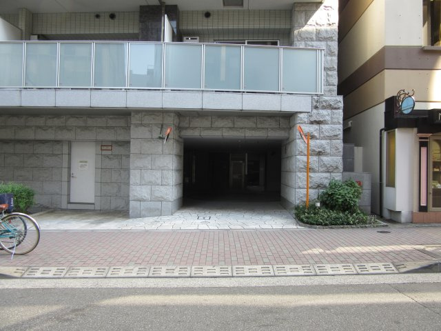 中央区銀座１丁目の駐車場の駐車場
