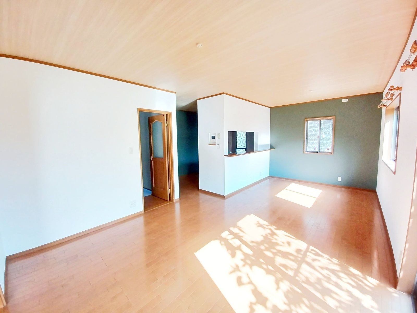 小郡市希みが丘3丁目　中古戸建の居間・リビング