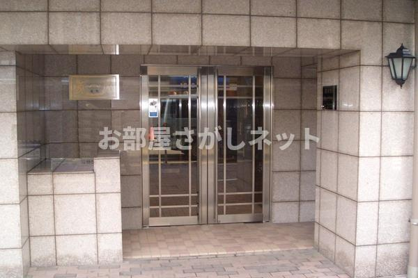 ロイヤルアメニティー巣鴨【おとり物件なし】#学生・社会人にオススメ！初期費用分割払いOK！のエントランス