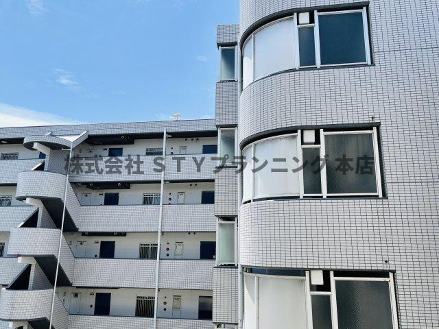仲介手数料0円！牧の原中央マンションの外観