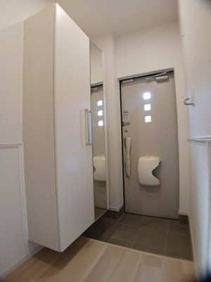 【玄関】 | ハイグレイス５番館 | 玄関です