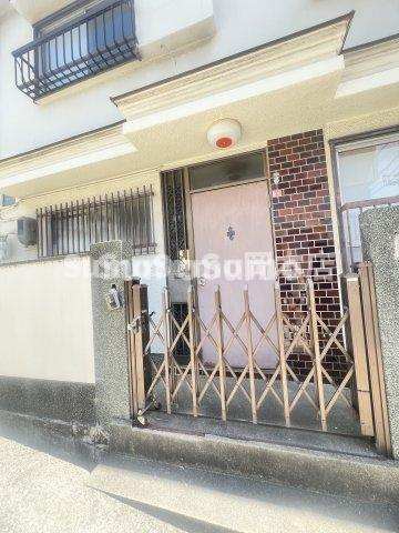 貸家　神戸市東灘区岡本のエントランス|エントランスです