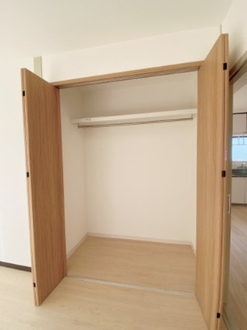 ＴＭビルの収納|別部屋同一間取りのお写真となります。