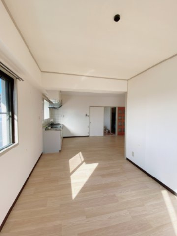 ＴＭビルの内装|別部屋同一間取りのお写真となります。