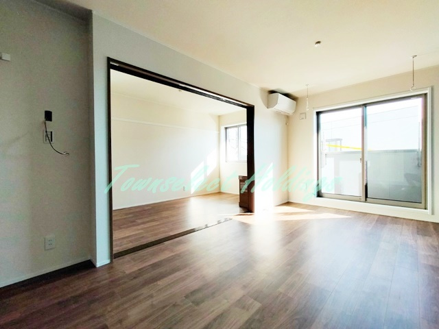 藤沢市亀井野１丁目の賃貸マンションの居間・リビング