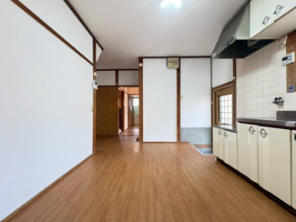 【居間・リビング】 | 箕面市如意谷2丁目貸家