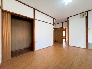 【居間・リビング】 | 箕面市如意谷2丁目貸家