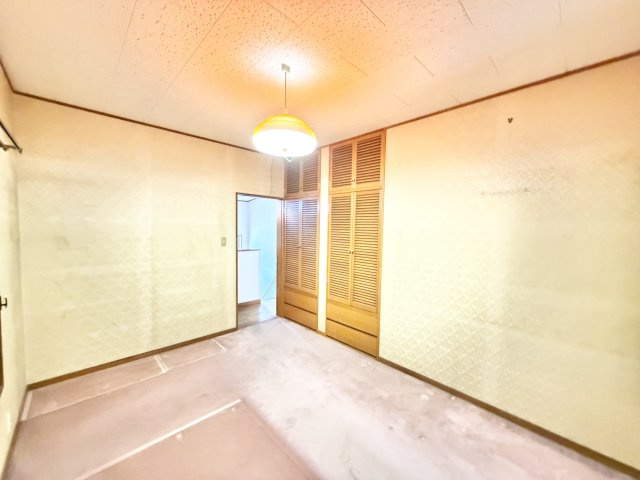鹿渡戸建の寝室