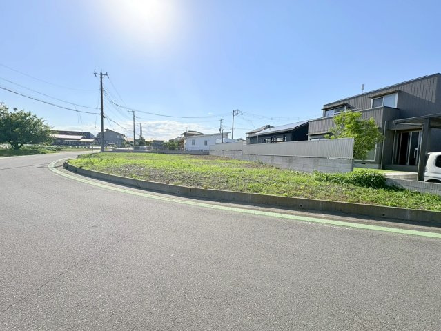 坂戸市新堀　建築条件なし売地　「坂戸駅」徒歩34分　敷地110坪　【入西小学区】の外観