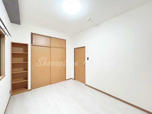 藤沢市花の木の賃貸マンションの寝室
