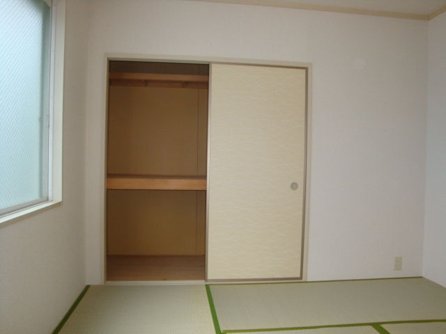 エクセルメゾン仁川の収納