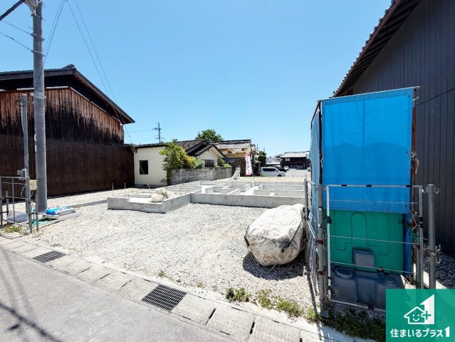 西脇市西脇　第16期　新築一戸建ての外観|周辺は落ち着いた街並みの住宅地！子育てがしやすい住環境です！まだ未完成ですが、現地でしかわからない事もございます。是非一度ご覧ください。