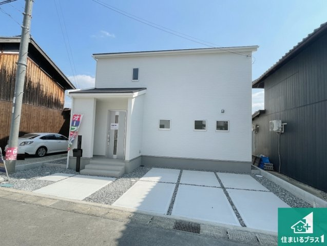 西脇市西脇　第16期　新築一戸建ての外観|安心の10年保証！外観を美しく保ち、雨水で汚れを落とします！気になることがありましたら、お気軽にお問い合わせください！