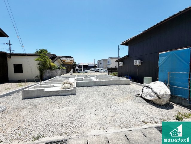 西脇市西脇　第16期　新築一戸建ての外観|周辺は落ち着いた街並みの住宅地！子育てがしやすい住環境です！まだ未完成ですが、現地でしかわからない事もございます。是非一度ご覧ください。