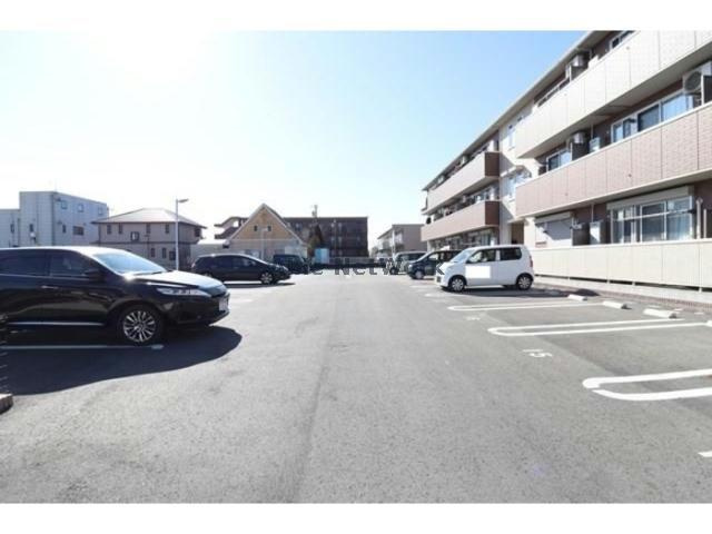 セレーノの駐車場|駐車場