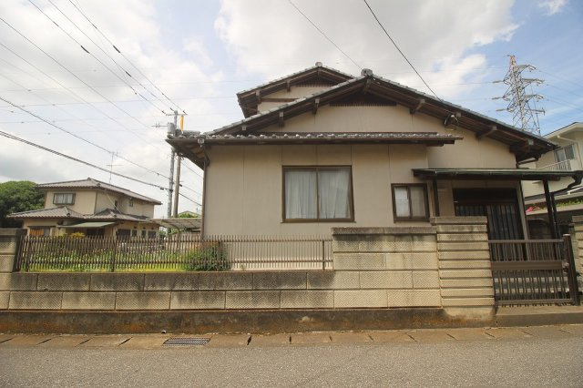 小山市西城南4丁目の外観|南東側より（2026年5月撮影）