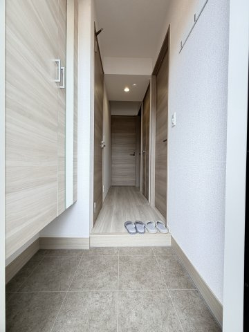 D-ROOM天が岡の玄関