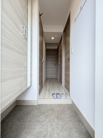 D-ROOM天が岡の玄関