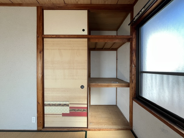 福田貸家の収納