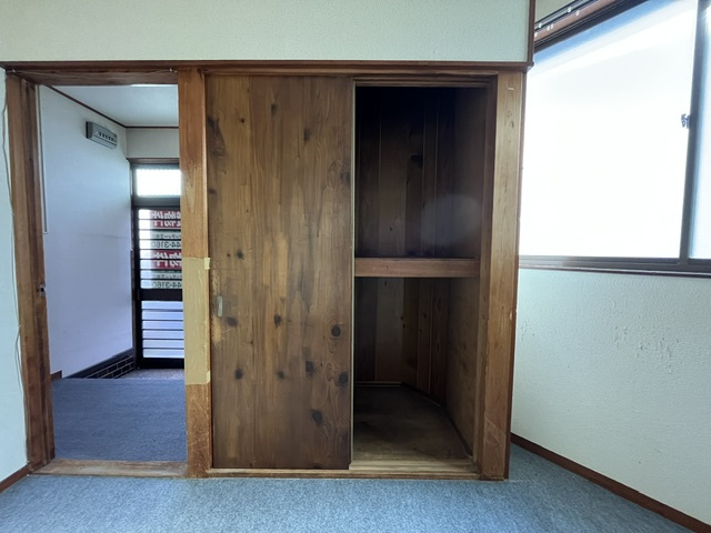 福田貸家の収納