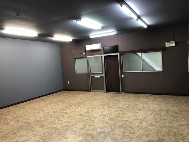 松尾店舗の内装