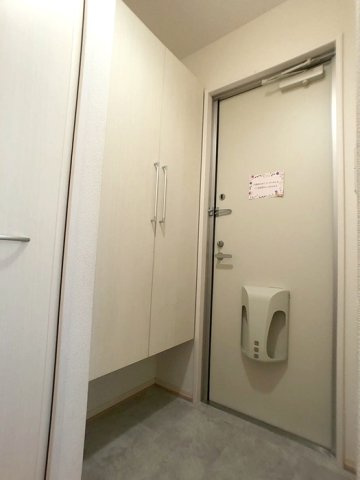 クロッシュデュボヌール2の玄関|毎日通る玄関はこちらです