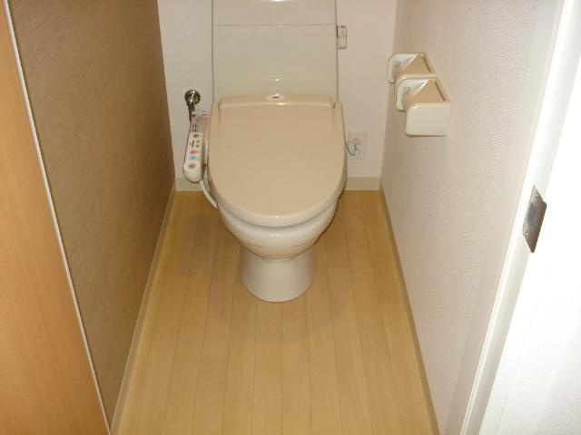 シャワー付トイレ