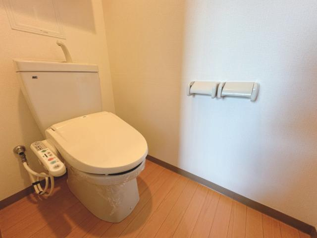 シャワー付トイレ