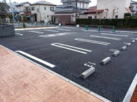 駐車場があるので、車を買う予定の方も安心です