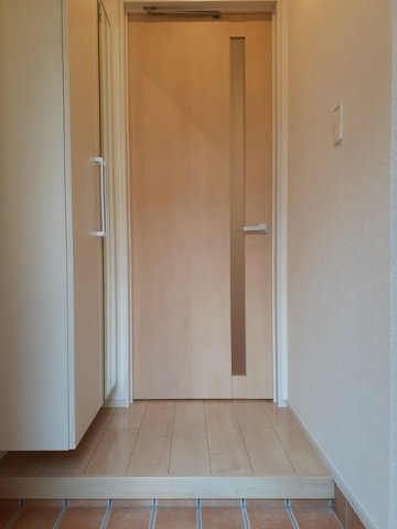 シンプルで使いやすい玄関です