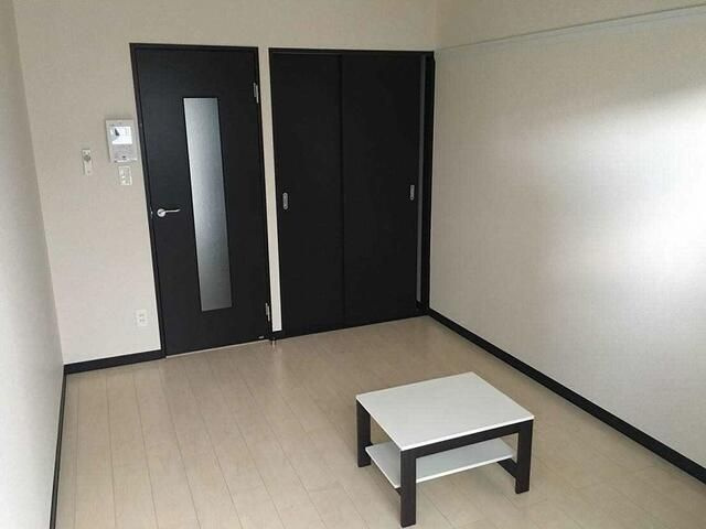 レオネクスト浦和領家の内装