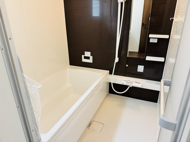 八王子市　散田町　新築一戸建て　２５ー１期の浴室|～のびのびくつろげるバスルーム　１日の締めくくりに癒やしのバスタイムを～