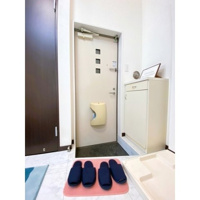 明るい色調の室内です