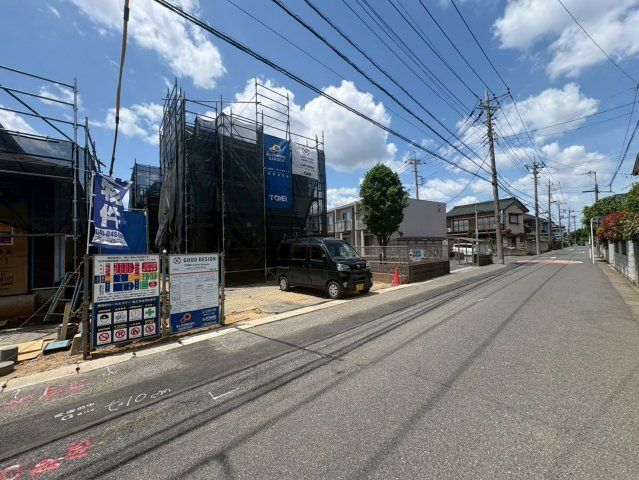 川越市天沼新田　新築分譲　「鶴ヶ島駅」徒歩15分　敷地60坪　【名細小学区】の前面道路含む現地写真