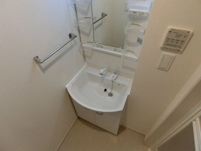 グランブラン草加の洗面所