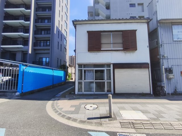 浦和区仲町　角地ビル用地の外観|解体更地渡し！！