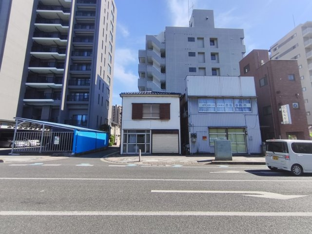 浦和区仲町　角地ビル用地の前面道路含む現地写真|さいたま市役所や県庁が近く！！
