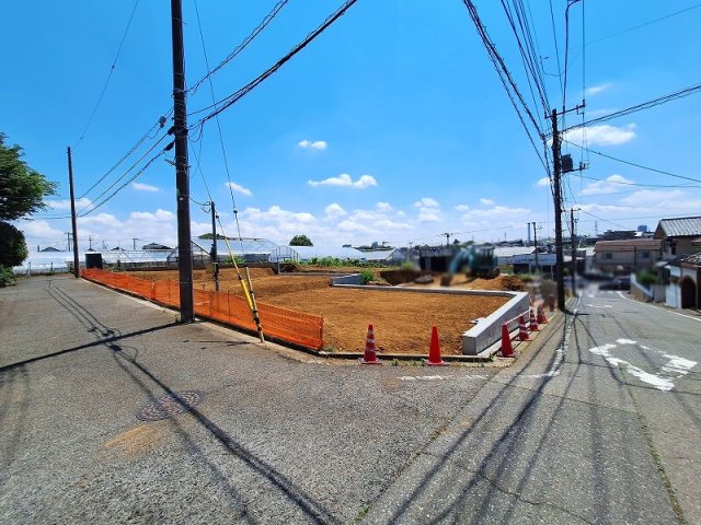 【外観】 | 練馬区大泉町1丁目　新築一戸建住宅　全2棟（成増店） | コンビニ徒歩約3分の好立地。ちょっとした買い物やお買い忘れにも便利です。