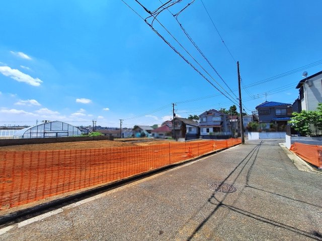 【外観】 | 練馬区大泉町1丁目　新築一戸建住宅　全2棟（成増店） | タオル収納に便利なリネン庫採用。