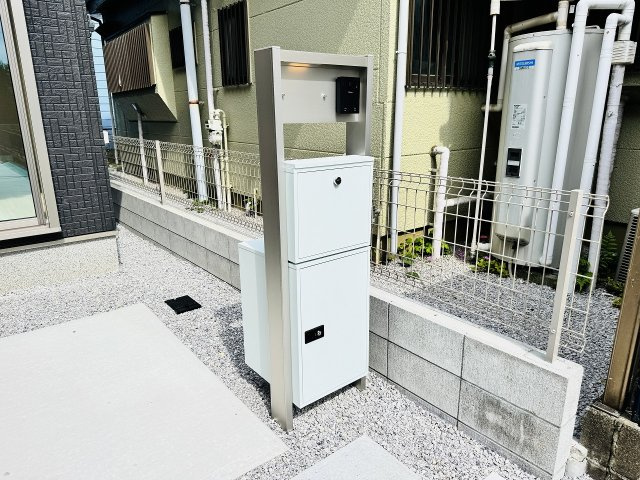 八王子市　散田町　新築一戸建て　２５ー１期の設備|～不在時の荷物受け取りに大変便利な宅配BOX～