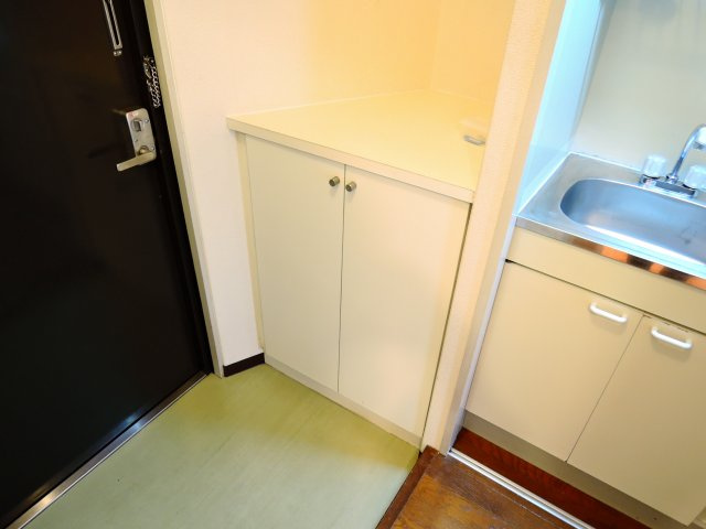 アンフィニィ真上の玄関