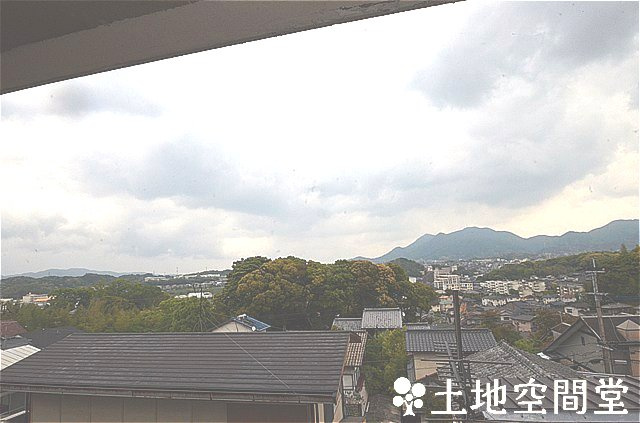 鷹見台ビルの展望