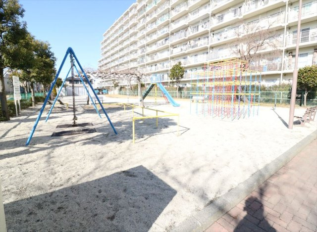 【外観】 | 志木ハイデンス　(丸井志木店) | 公園が目の前、子育て世帯にも嬉しい住環境
