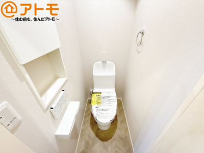 【トイレ】 | 駿河区石田1丁目5期　新築戸建　1号地 | 年代を問わず使いやすい洗浄機能付きのトイレ♪肌への負担をも減らせるのでお子様の敏感なお肌も安心！