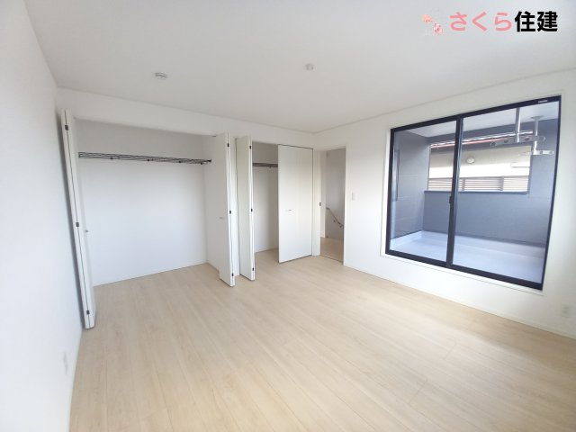 クレイドルガーデン　宇都宮市今宮第４　１棟の寝室|収納も充実です。