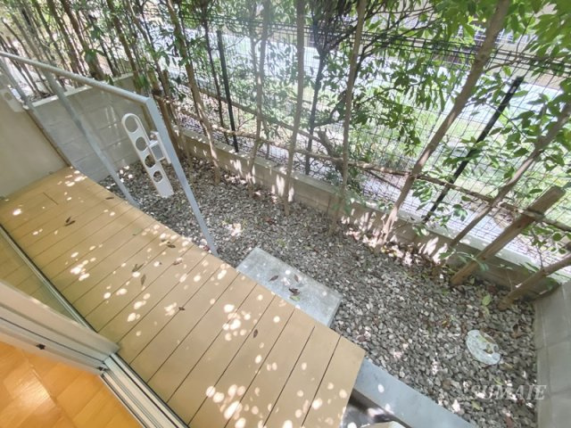 C_Roomsの庭|専用のテラスです☆