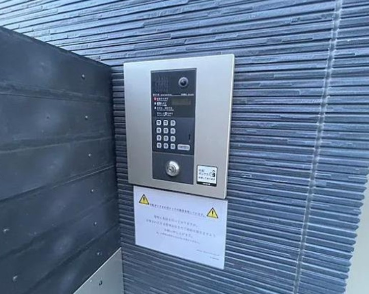 セレーノ舎人のセキュリティ